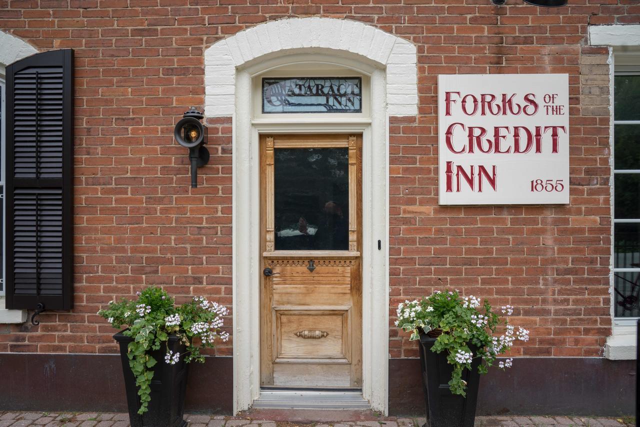 Forks Of The Credit Inn Orangeville Exterior photo